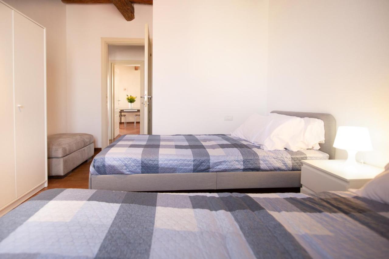 לוקה Serena Apartment, Cosy Close Center Town מראה חיצוני תמונה