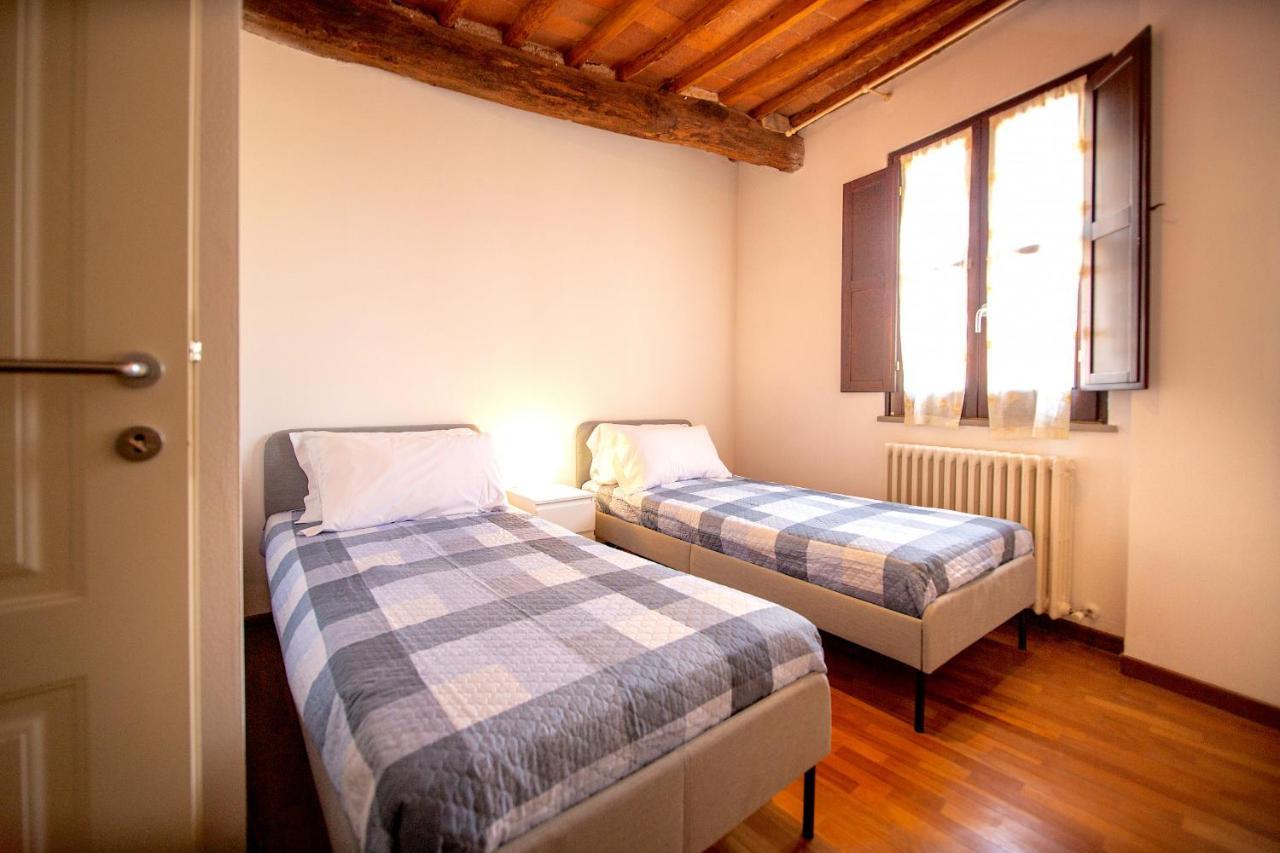 לוקה Serena Apartment, Cosy Close Center Town מראה חיצוני תמונה